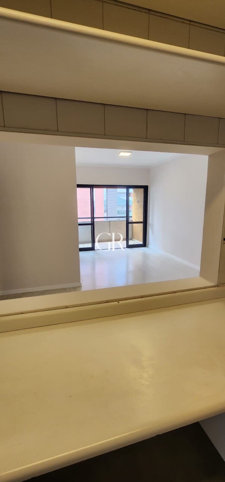 🏢 Apartamento | 85m² | Torre Única | 3 Dormitórios (1 Suíte) | 2 Vagas | 18 do Forte