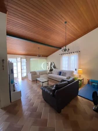 Casa em Santana de Parnaíba - Alphaville
