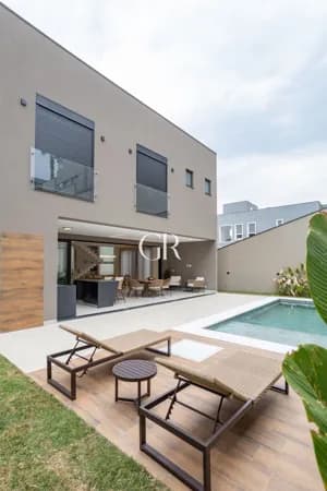 Casa em Santana de Parnaíba - Alphaville