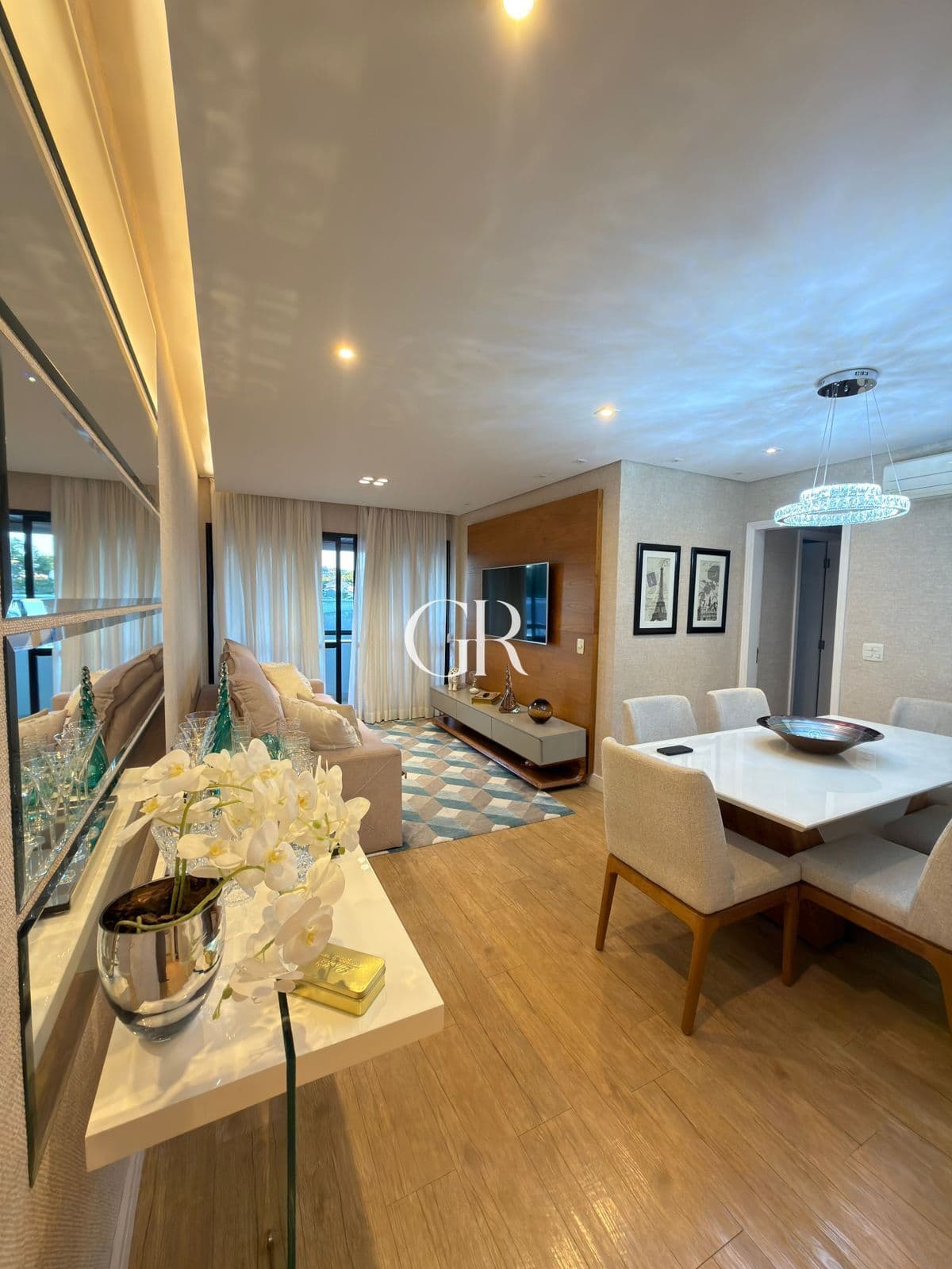 Apartamento em Barueri - Dezoito do Forte Empresarial/Alphaville.