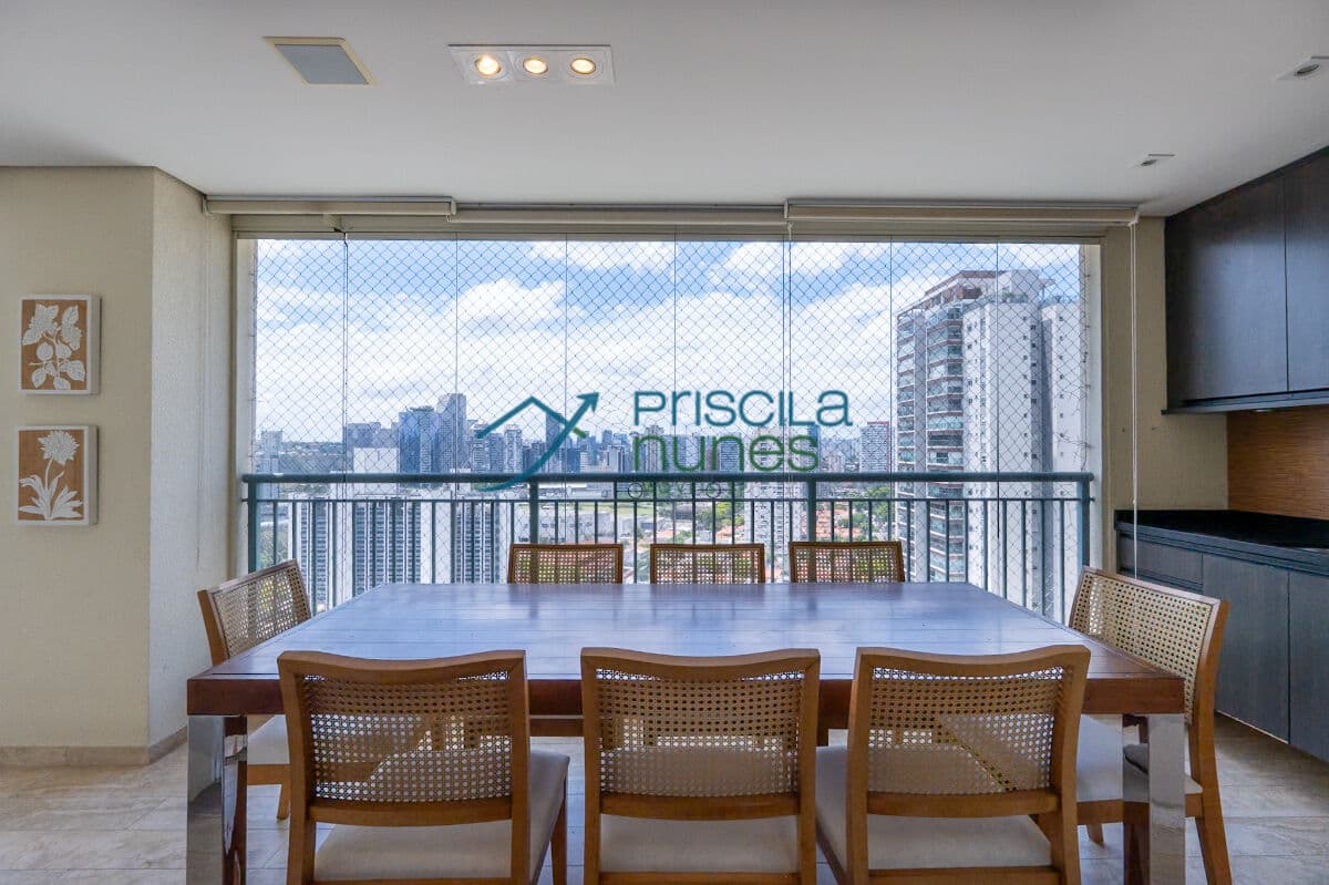 Apartamento Brooklin com 3 quartos, sendo 3 suítes, 168m² uteis