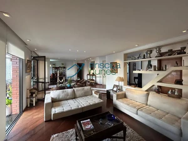 Apartamento Pacaembu Alto Padrão com Lazer