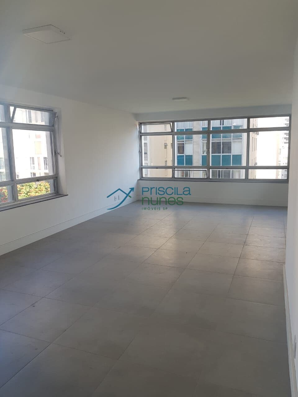 Apartamento Alto Padrão em Higienópolis, 4 dormitórios, sendo 2 suítes.