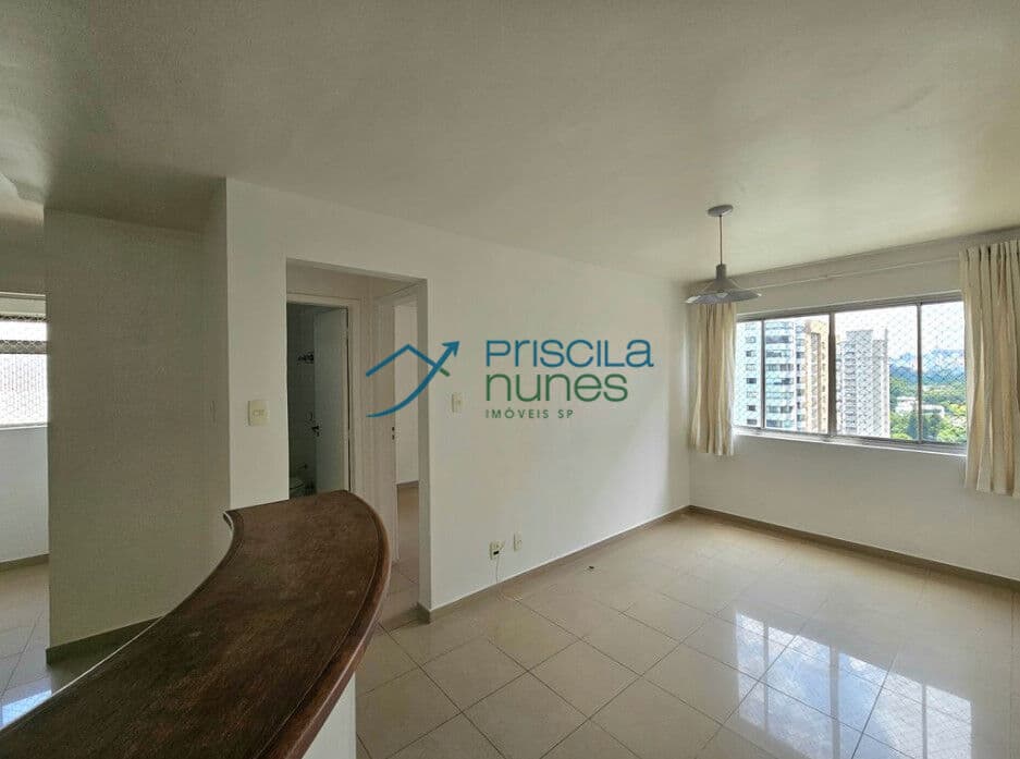 Apartamento em Moema com 40m² com Vaga
