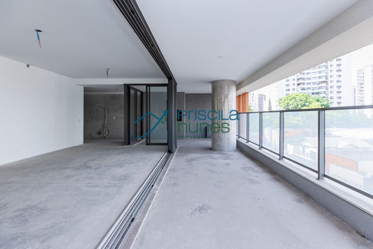 Apartamento Campo Belo com 3 quartos, sendo 3 suítes , 210m²
