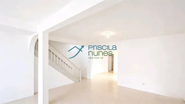 Casa Sobrado Vila Mariana 230 metros privativos e 5 dormitórios sendo 2 suítes e 3 vagas
