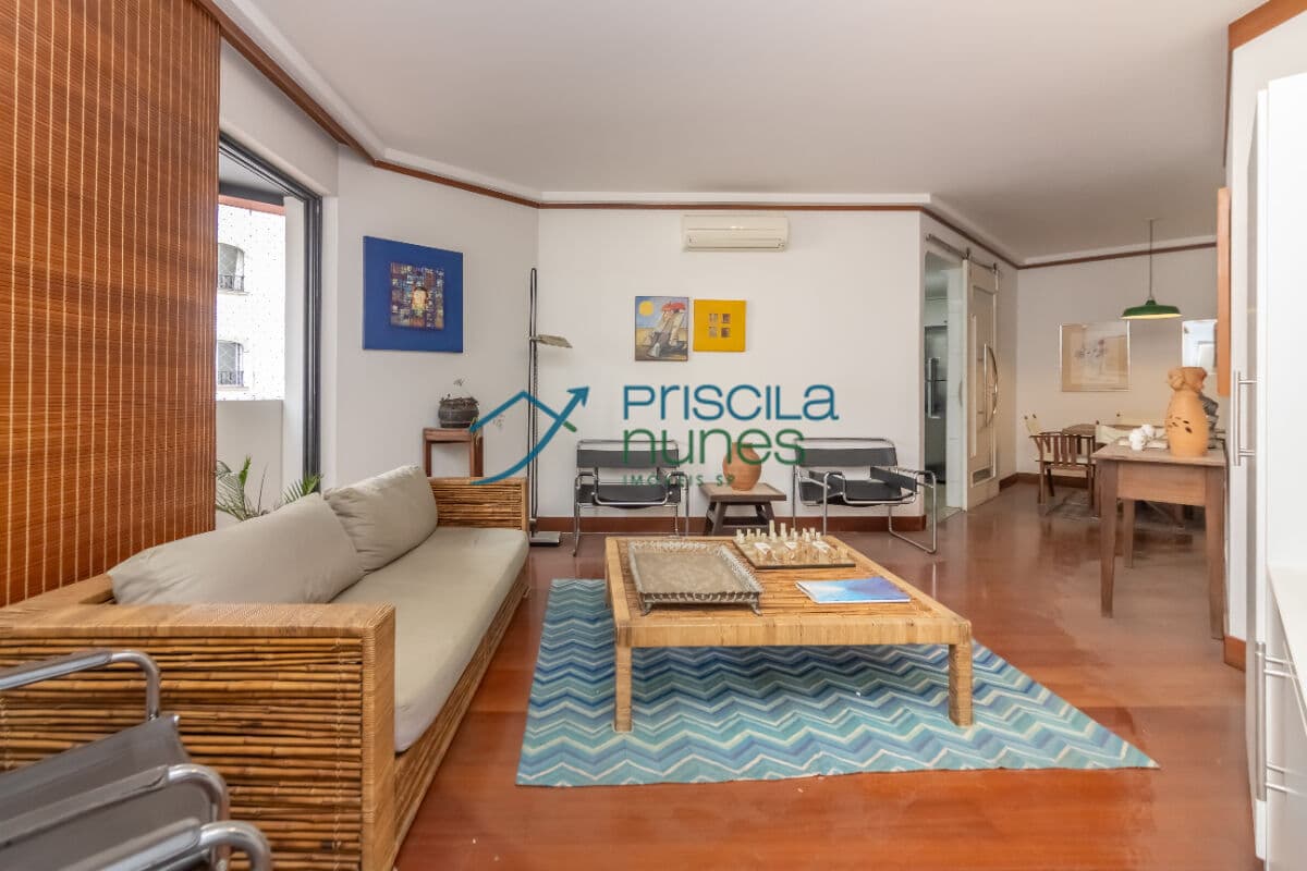 Apartamento Santa Cecília com 2 quartos, sendo 1 suíte, 94m²