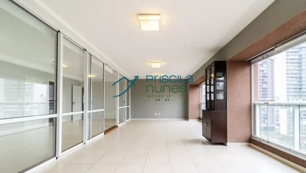 Apartamento Vila Romana com 3 quartos, sendo 3 suítes, 162m²