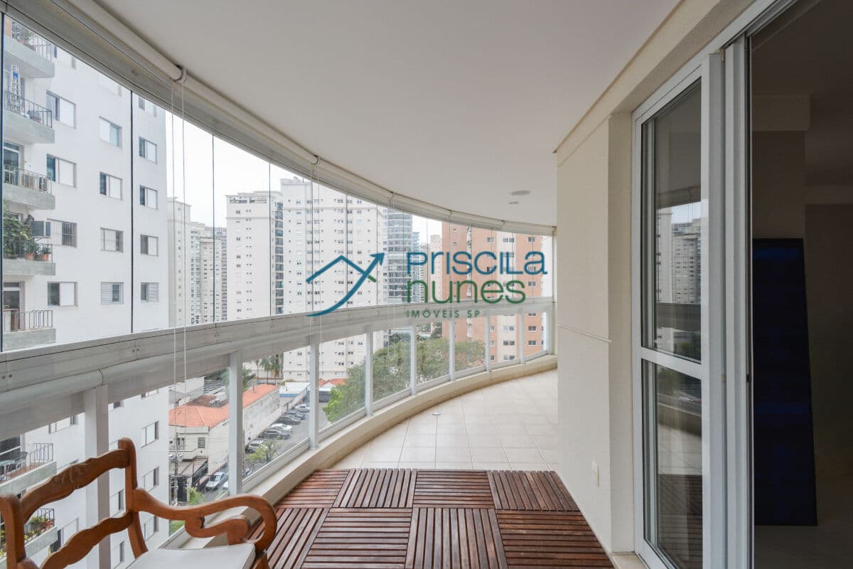 Apartamento Vila Uberabinha com 3 quartos, sendo 3 suítes, 124m²