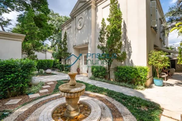 Casa Alto de Pinheiros com 5 quartos, sendo 5 suítes , 584m²