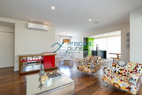 Vila Nova Conceição com 3 quartos, sendo 3 suítes , 180m²