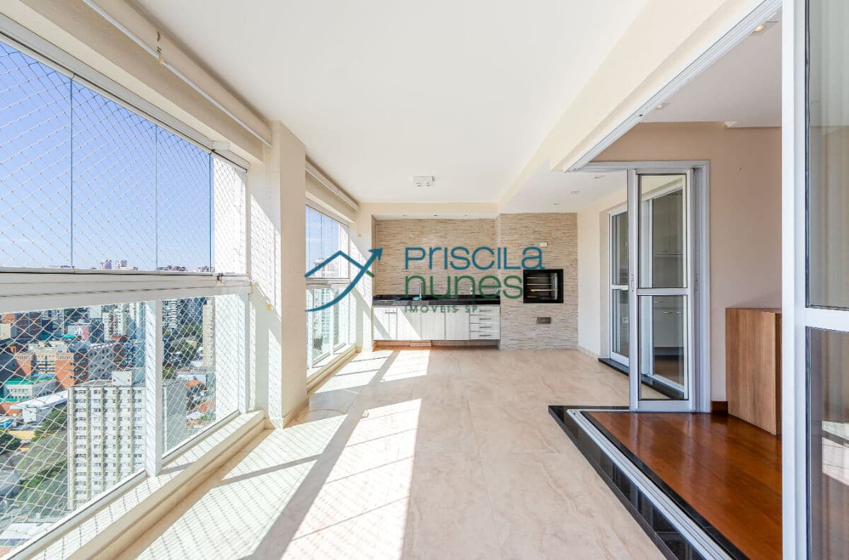 Apartamento Vila Olímpia com 3 quartos, sendo 3 suítes, 210m²