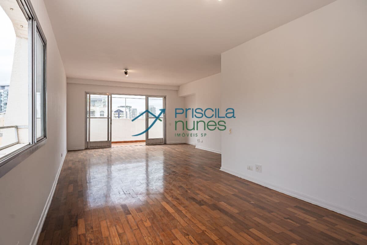 Cobertura Vila Olímpia com 3 quartos, sendo 1 suíte , 162m²