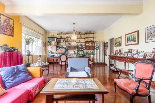 Apartamento Padrão Próximo ao Clube Ingles para Personalizar
