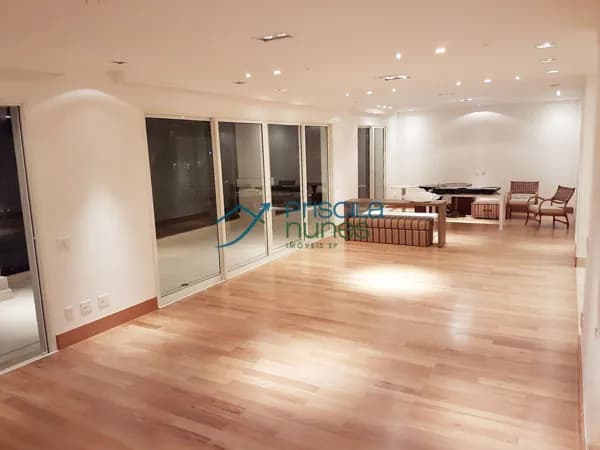 Apartamento Moema Alto Padrão