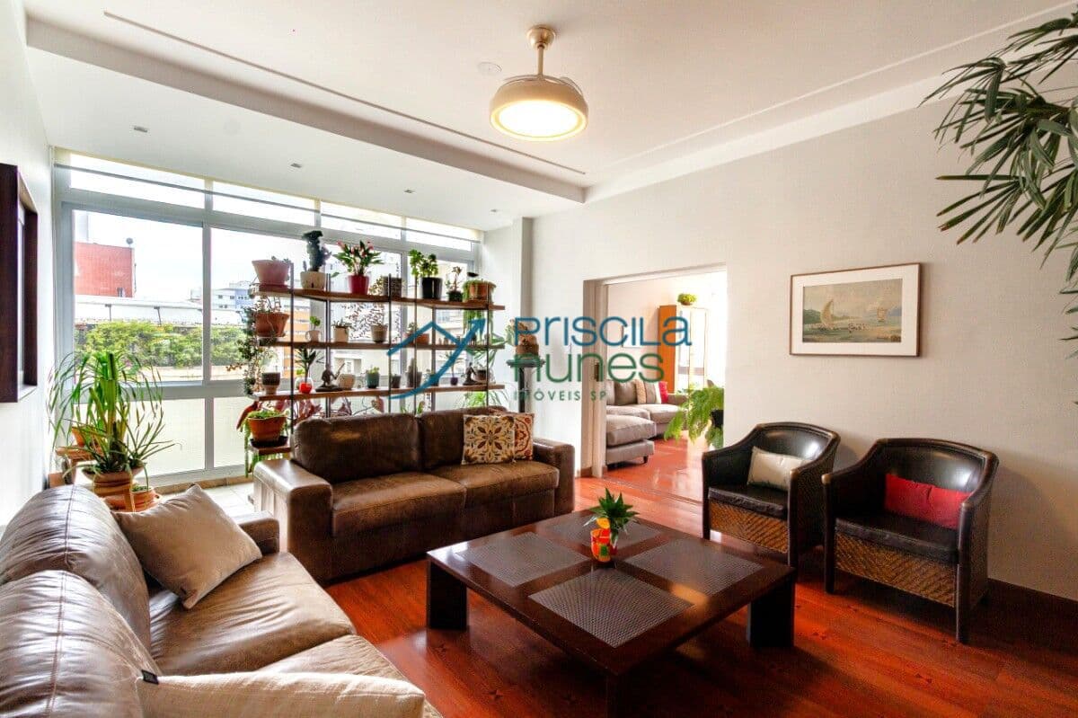 Apartamento Higienópolis com 3 quartos, sendo 2 suítes, 182m²