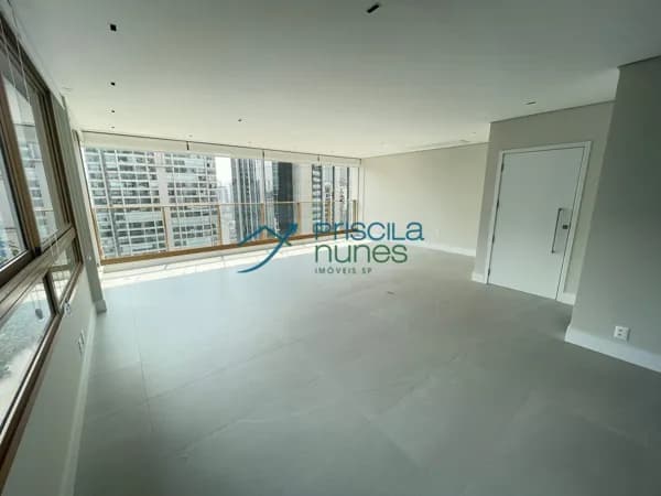 Apartamento em Itaim Bibi Alto Padrão