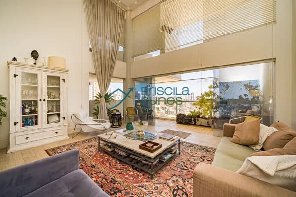 Duplex para venda em Perdizes com 4 quartos, sendo 2 suítes, 222m²