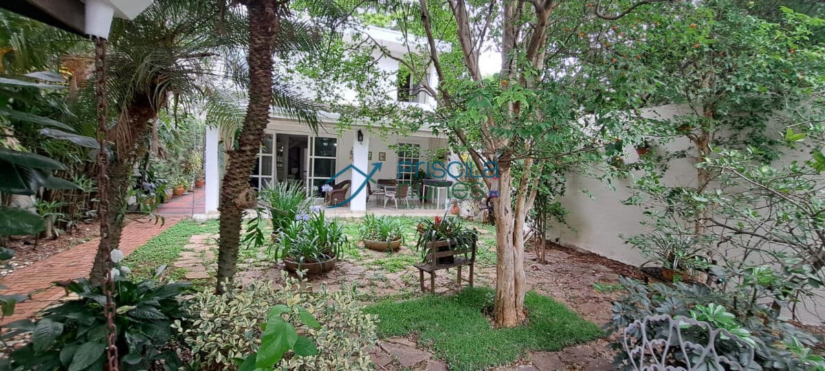Casa Ibirapuera Alto Padrão