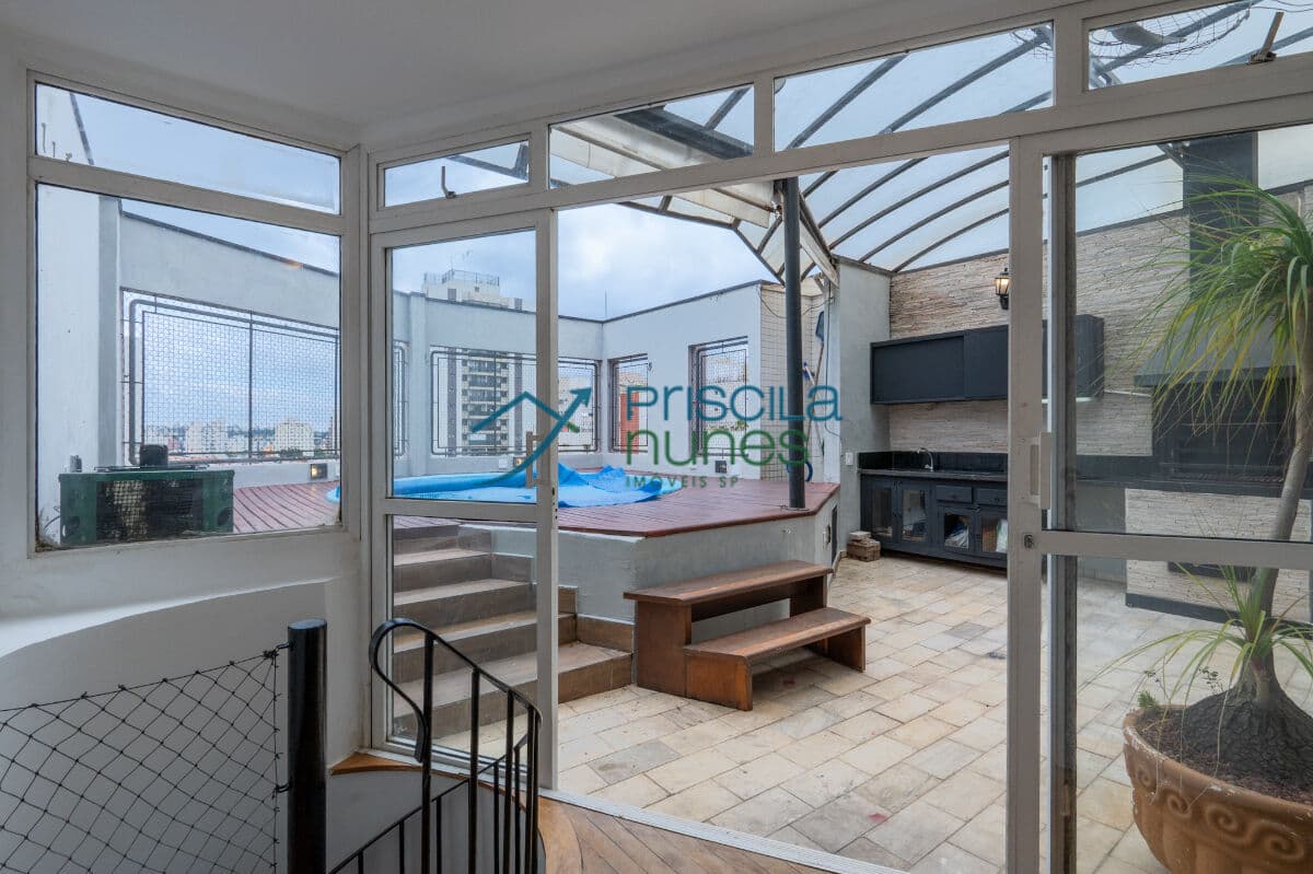 Duplex Vila Clementino com 3 quartos, sendo 1 suíte, 160m²