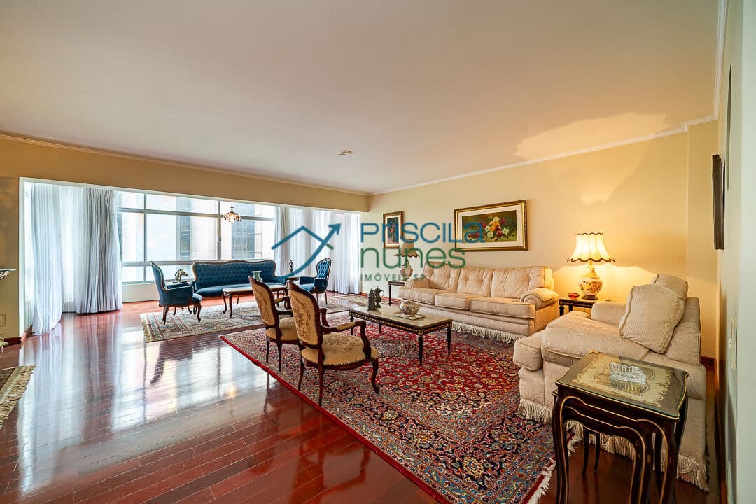 Apartamento Bela Vista com 4 quartos, sendo 1 suíte, 215m²