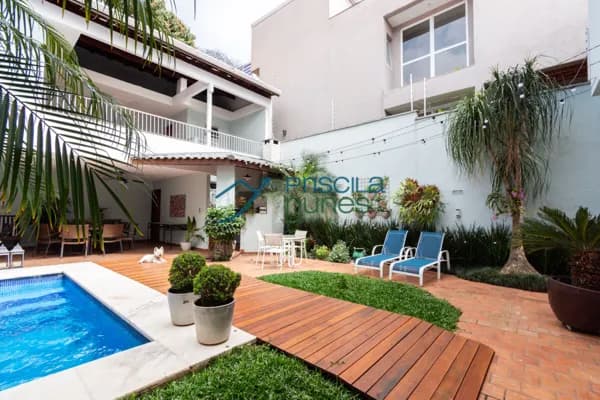 Casa Planalto Paulista com 4 quartos, sendo 2 suítes, 436m²
