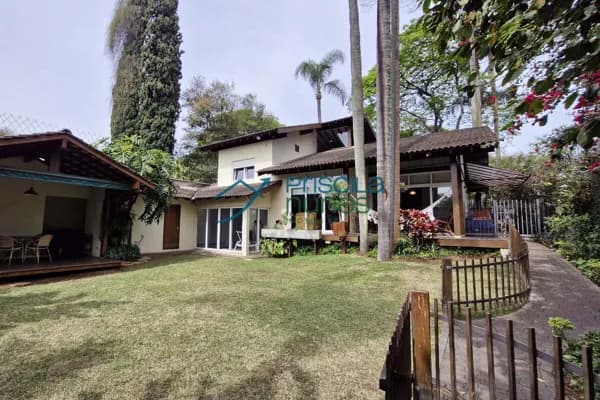 Casa Brooklin Paulista com 2 quartos, sendo 2 suítes, 256m