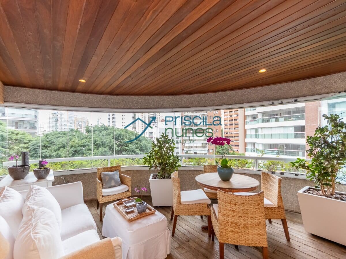 Apartamento Alto Padrão Moema