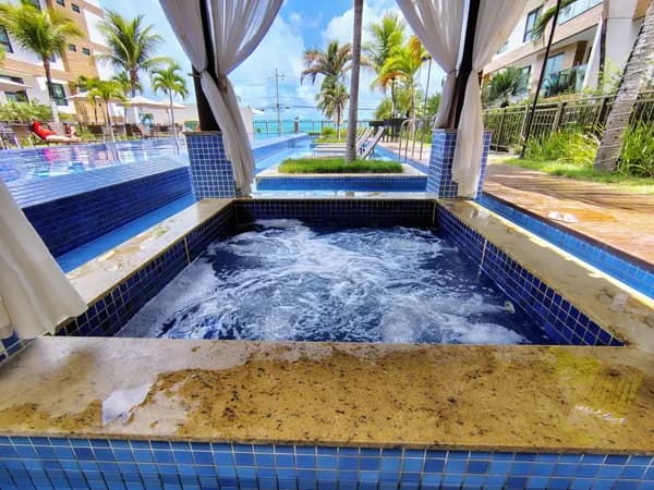APARTAMENTO MOBILIADO À VENDA NA BEIRA-MAR DO CABO BRANCO