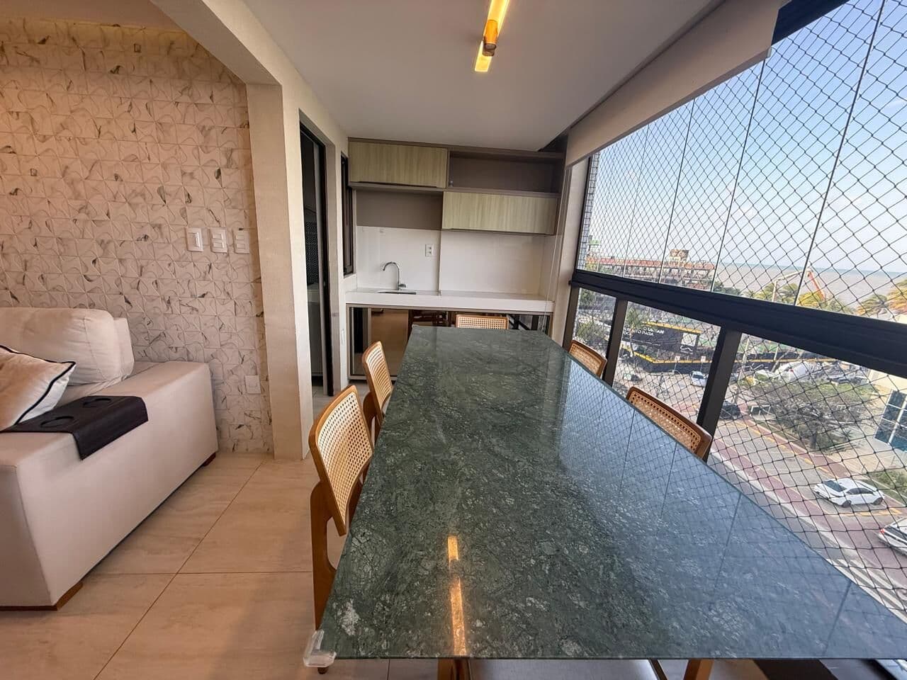 APARTAMENTO A VENDA NA ARGEMIRO 3 SUÍTES (1 REVERSÍVEL)
