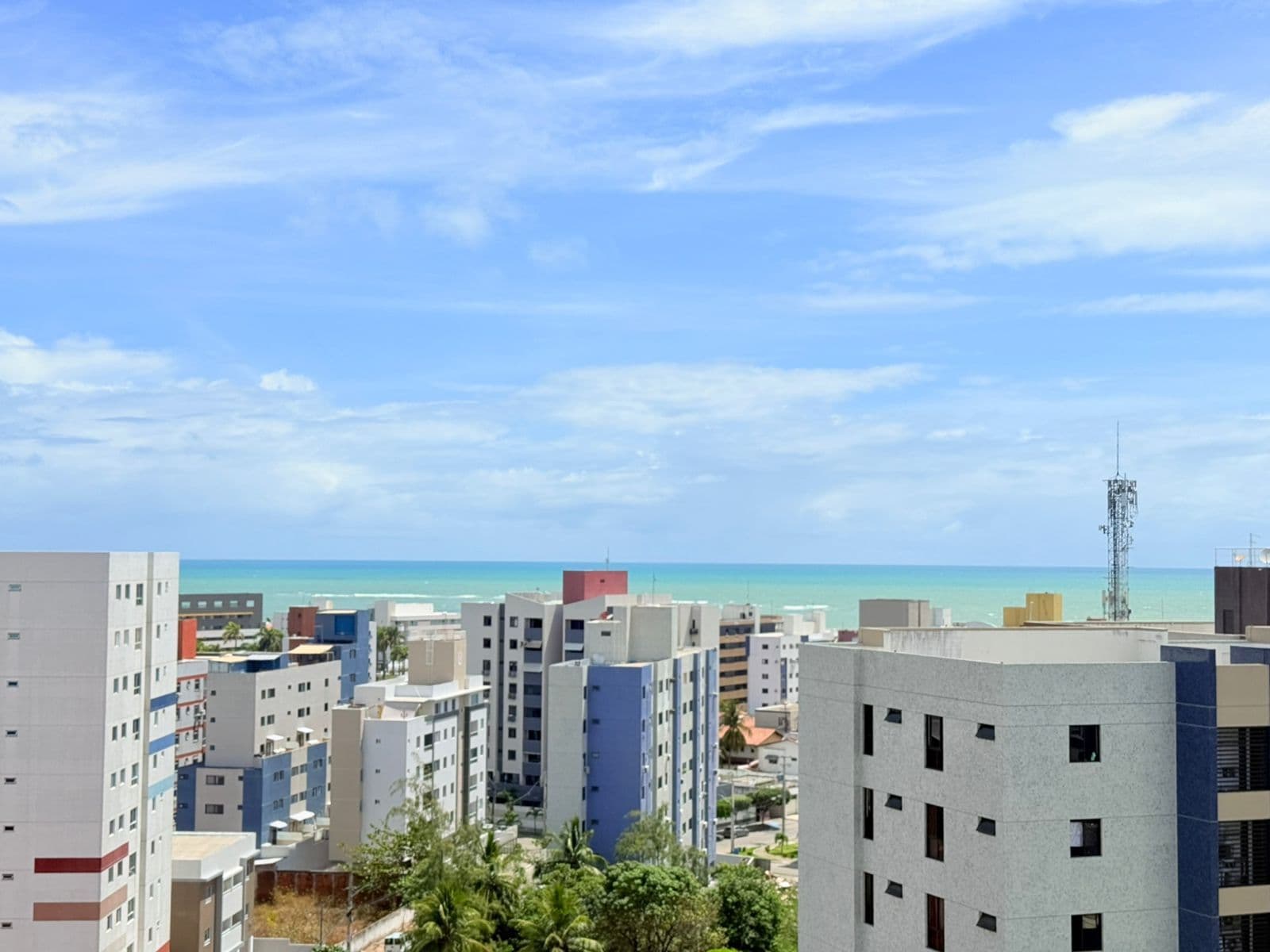APARTAMENTO COM 3 SUÍTES NO JARDIM OCEANIA