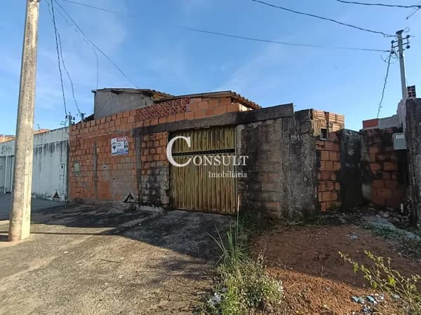 Casa em Maria Eugênia, Araguari/MG