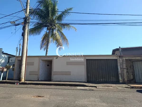 Casa em Paineiras, Araguari/MG
