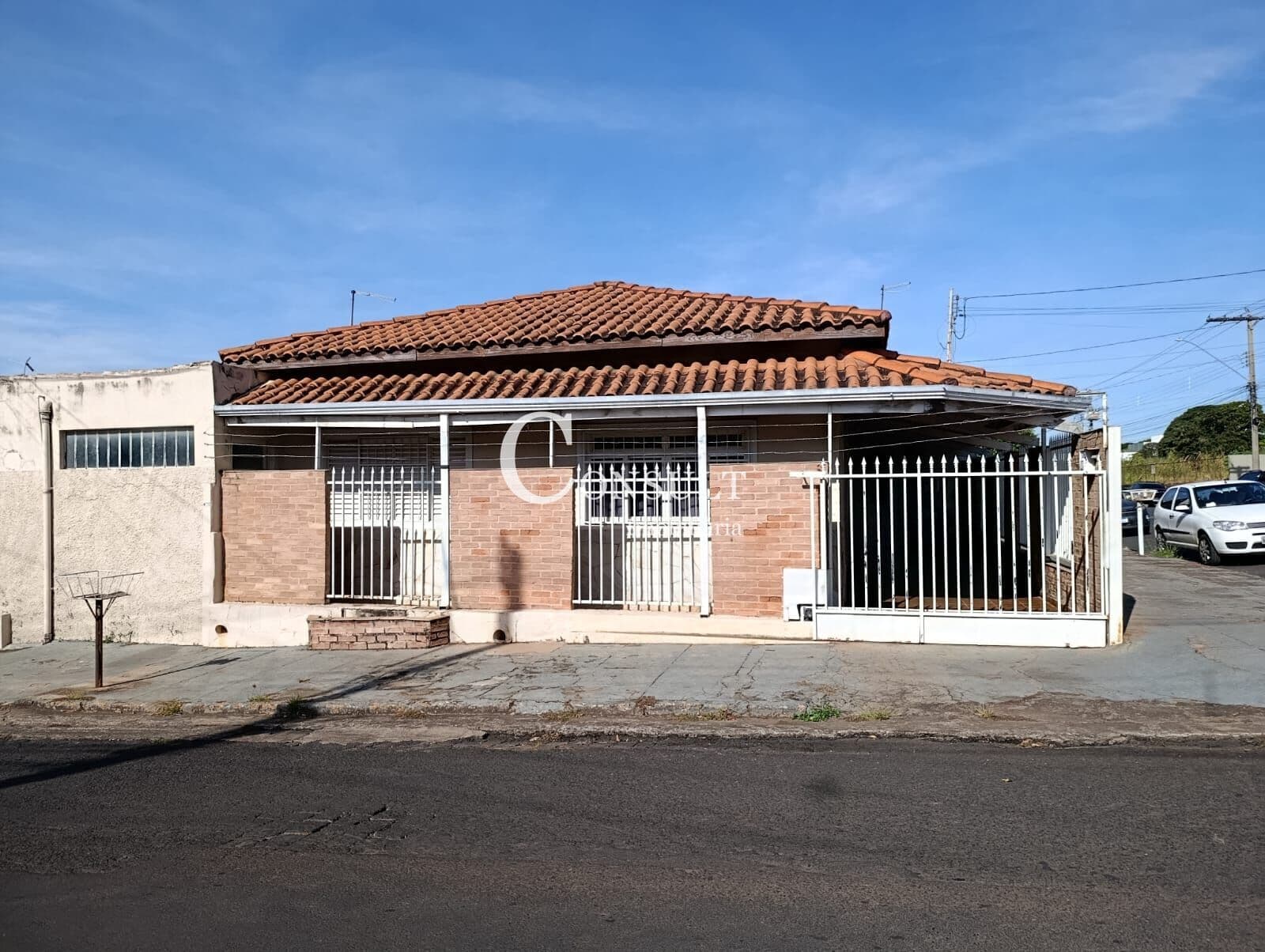 Casa em Centro, Araguari/MG