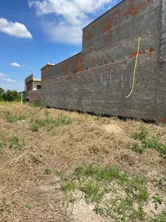Terreno à venda no bairro Condomínio Fechado Piccolo Paese em Salto/SP