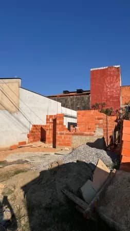 Casa à venda no bairro Parque São Bento em Sorocaba/SP
