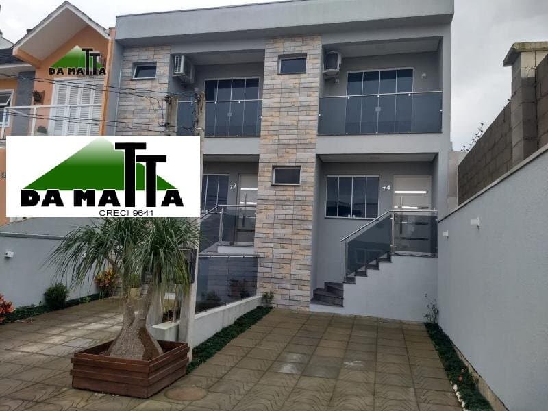 Casa Sobrado para Venda em Guarujá Porto Alegre-RS