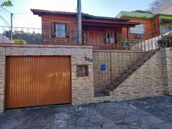 Casa Alvenaria para Venda em Teresópolis Porto Alegre-RS