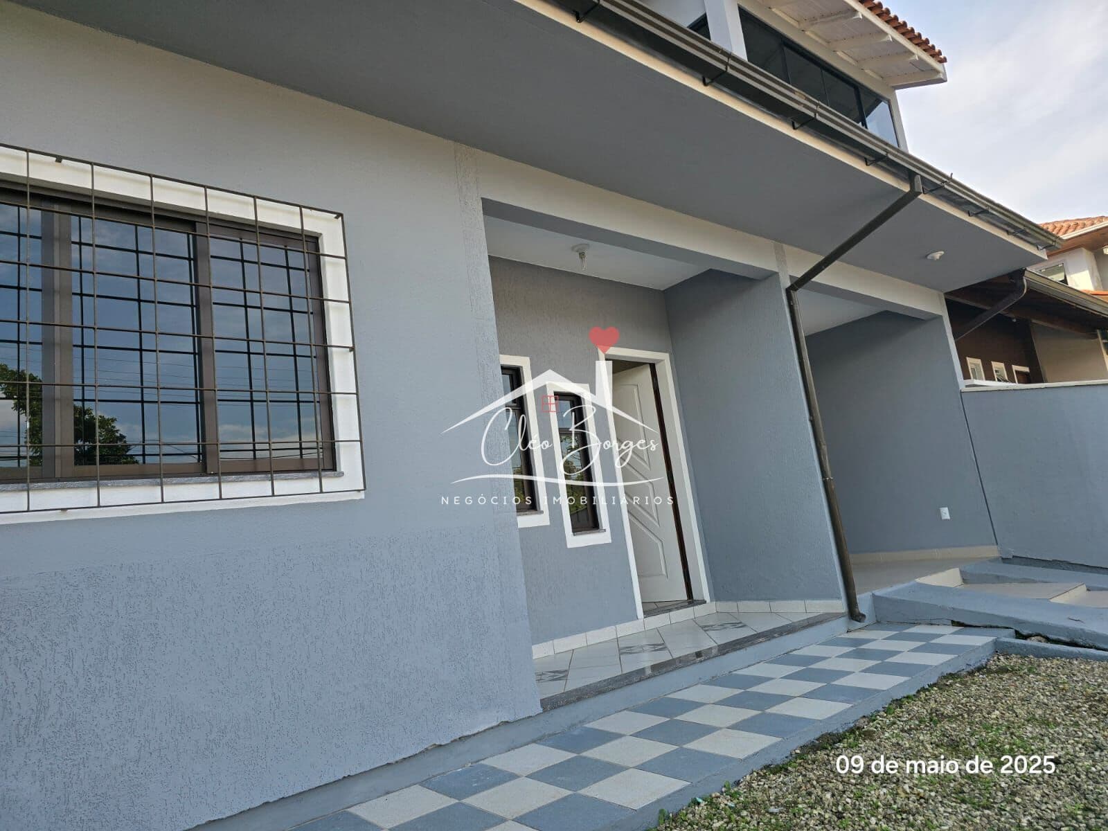 CASA LISBOA - SÃO JOSÉ 3 DORMITÓRIOS