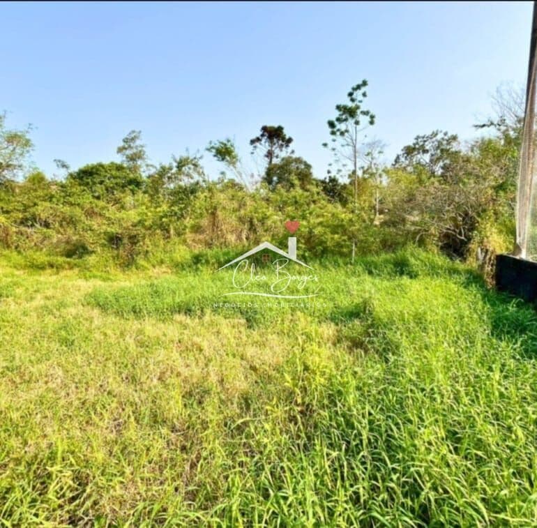 Terreno medindo 951,00m² em Governador Celso Ramos/SC