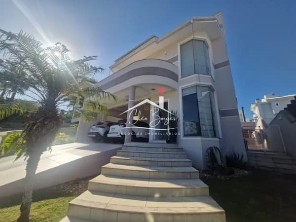 Casa Alto Padrão no Pedra Branca, 04 dormitórios, 01 suíte, Palhoça/SC