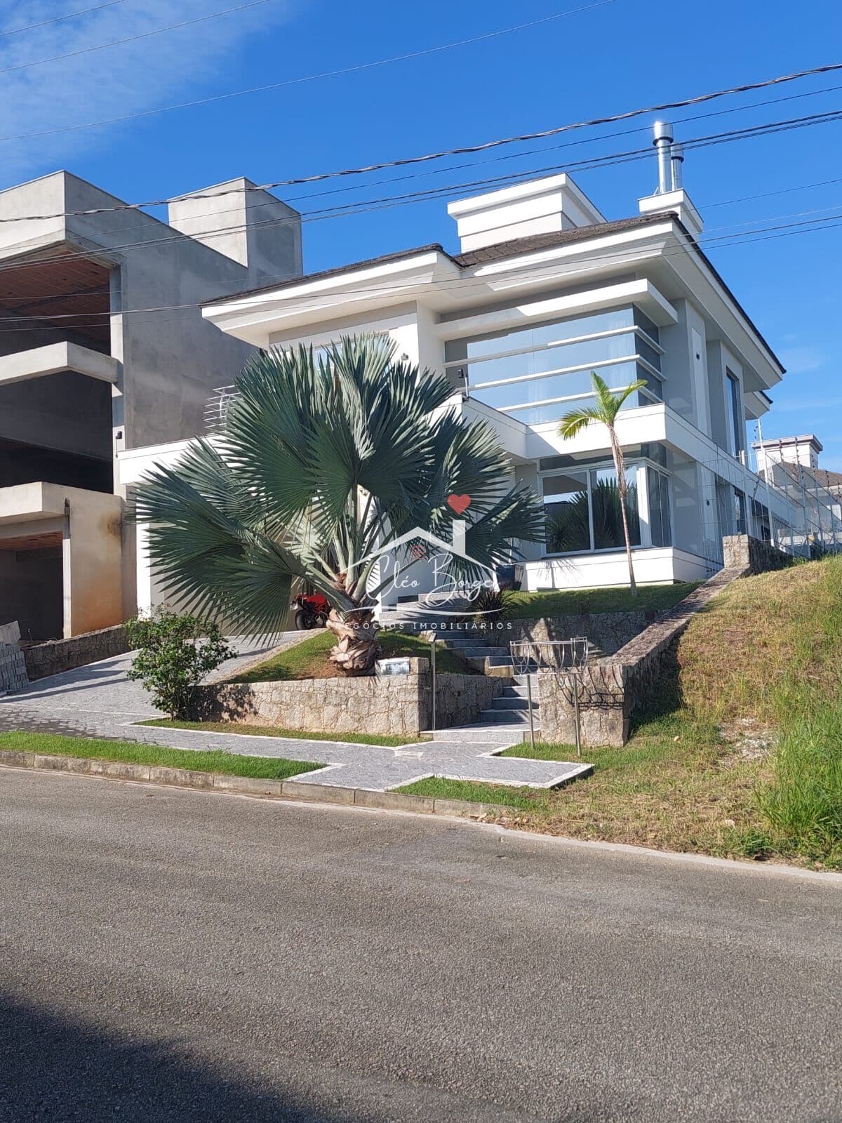 Casa alto padrão no Pedra Branca 04 quartos com vista panorâmica