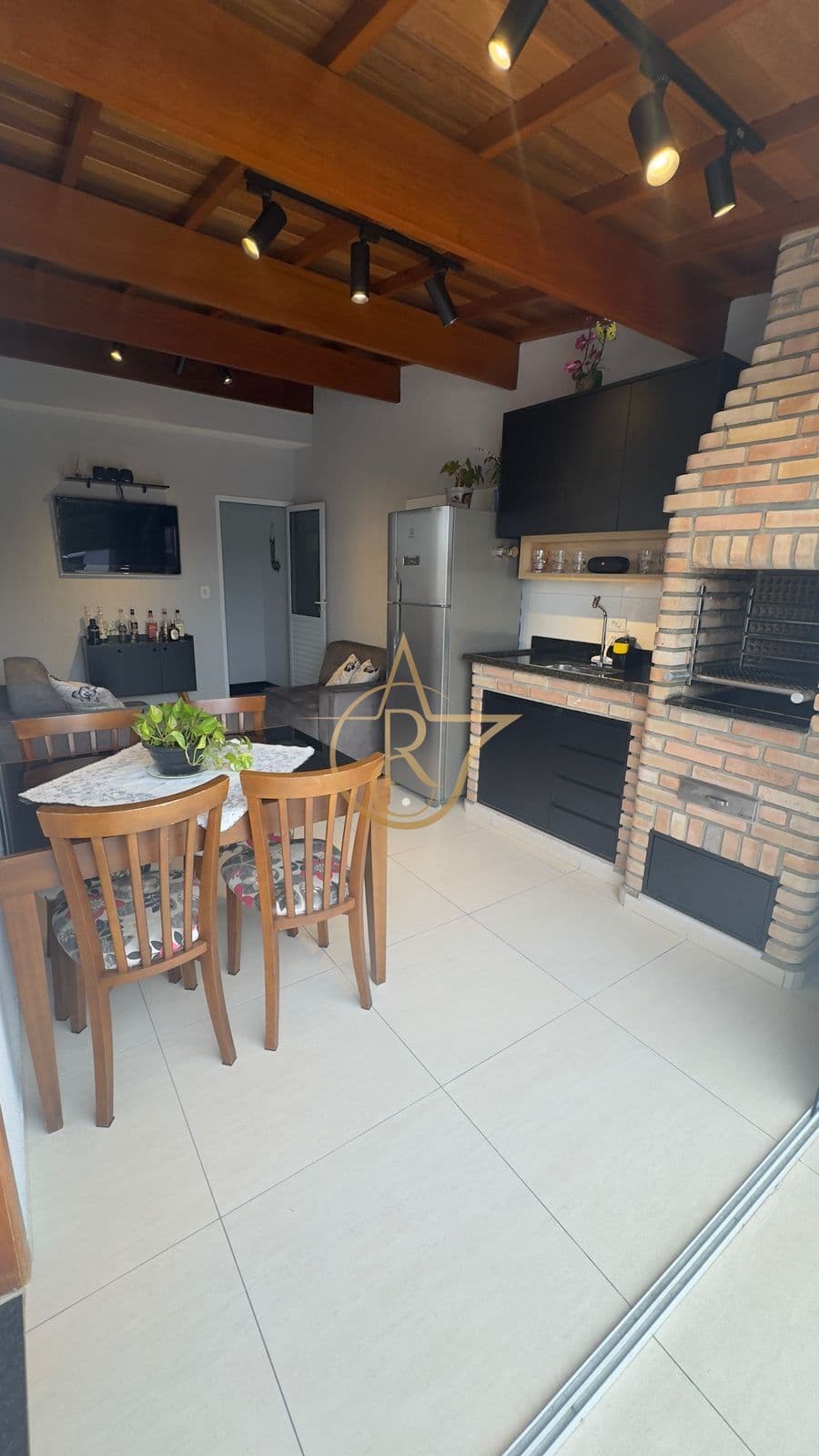 COBERTURA SEM CONDOMINIO COM MOVEIS PLANEJADOS, ÁREA GORMET PRONTA FÁCIL ACESSO A SBC!!!