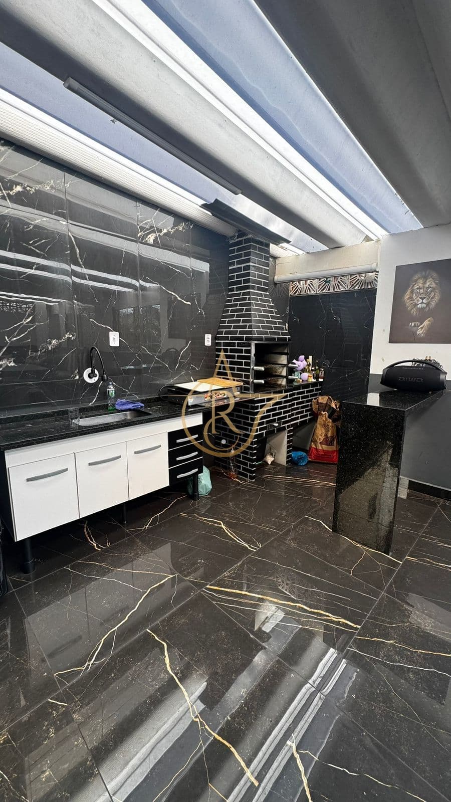 CASA COM 200M², 2 DORMITORIOS E 2 VAGAS NA VILA JUNQUEIRA!!!