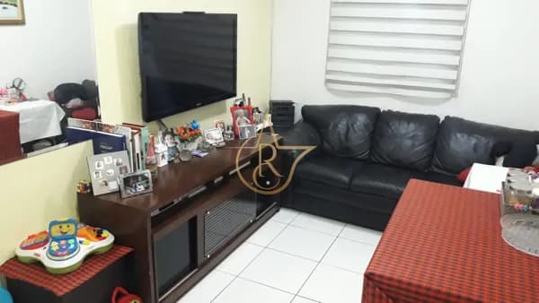 APARTAMENTO C/ 2 DORMITORIOS E EXCELENTE LOCALIZAÇÂO