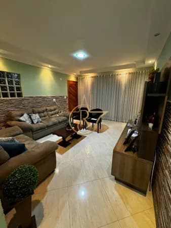 SOBRADO C/ 3 DORMITORIOS, ÁREA GOURMET COM CHURRASQUEIRA E 2 VAGAS NO PARQUE JOÂO RAMALHO!