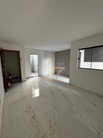 APARTAMENTO C/ QUINTAL NA VILA SCARPELLI