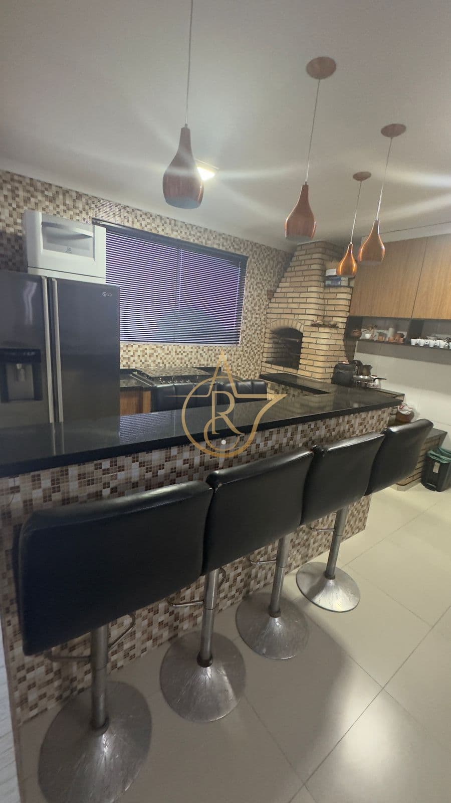 COBERTURA SEM CONDOMINIO ESPAÇOSA COM 4 DORMITORIOS l AREA GOURMET PREPARADA l 2 VAGAS E MOVEIS PLANEJADOS!!!!