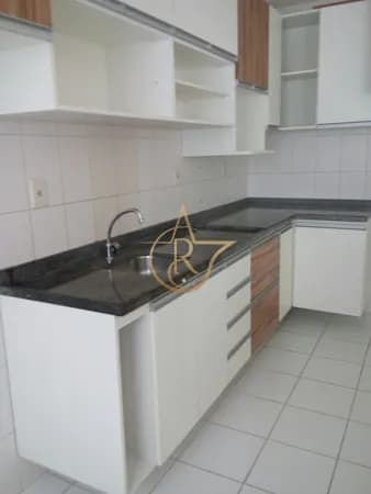 Apartamento de 55m², semi-mobiliado por apenas R$ 319 MIL!