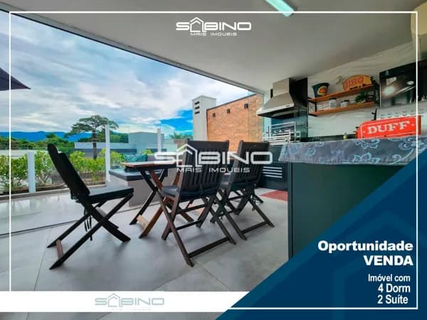 Belíssima casa de Villagio à venda com 4 Dormitórios sendo 2 suítes 232m² na Riviera de São Lourenço - Bertioga SP